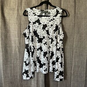 INC international concepts black and white cold should long sleeve blouse XL